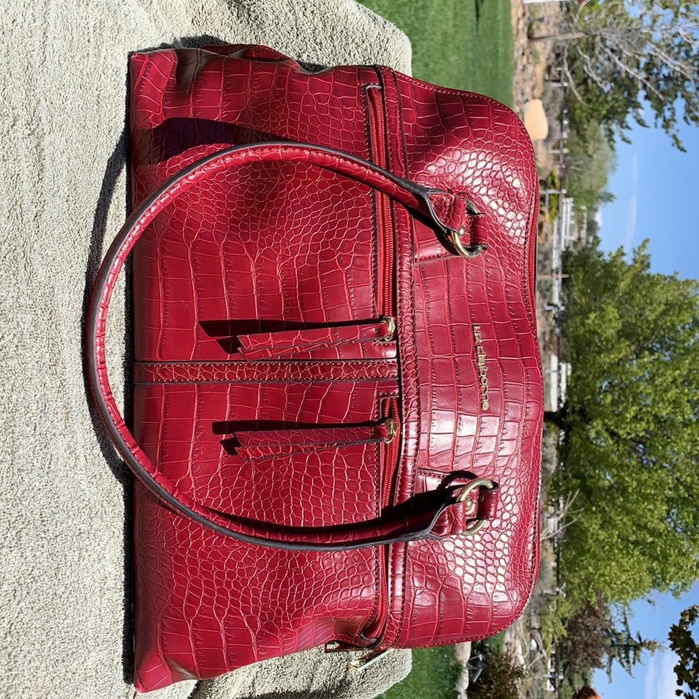 Liz Claiborne Large Handbag-new